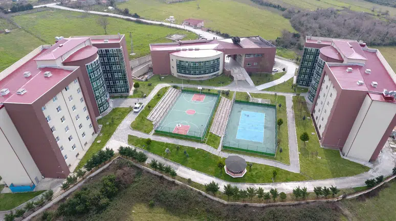 Sinop'ta KYK Kız Öğrenci Yurdu'nda skandal: 113 kişi zehirlendi!