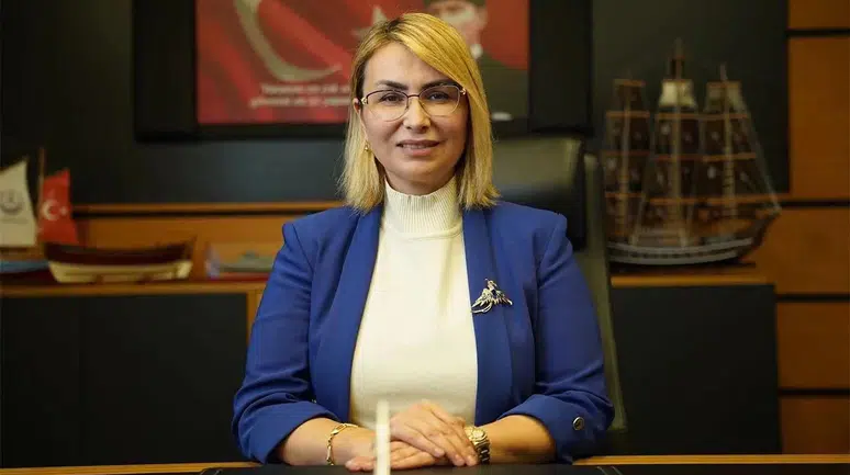 Altınova Belediye Başkanı Yasemin Fazlaca CHP'den istifa etti