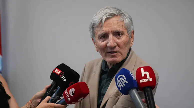 Belediye-İş duyurdu: İzmir Büyükşehir Belediyesi'nde işten çıkarılan işçiler için 1 Temmuz'da eylem!