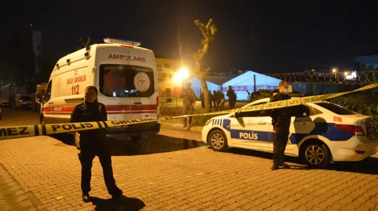 18 yaşındaki genç, pompalı tüfekle dehşet saçtı