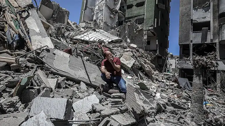 Katil İsrail Gazze’de sivilleri vurmaya devam ediyor: 12’si çocuk 36 Filistinli hayatını kaybetti