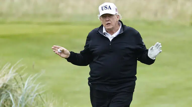 Trump'tan golf sahası açılışında şok sözler