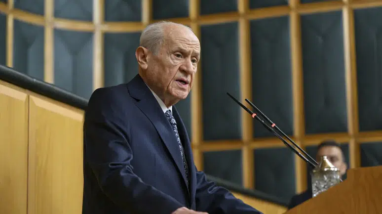 MHP lideri Bahçeli'den Özgür Özel'e: Hayırdır darbe mi düşünüyorsun?