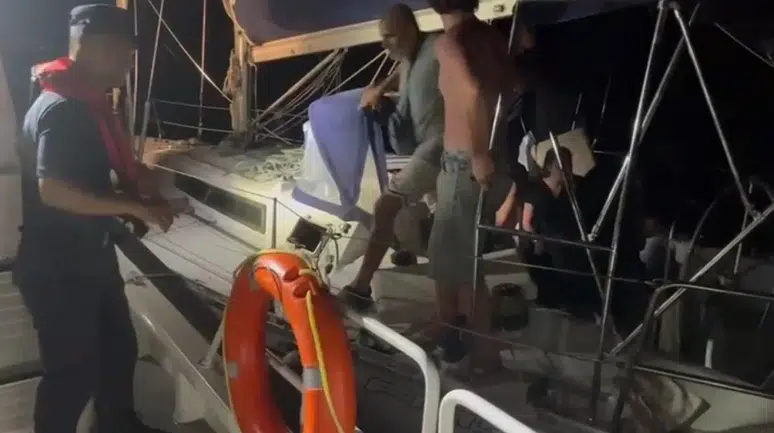 Muğla’da denizde göçmen operasyonu: Teknede 11’i çocuk 28 kişi yakalandı