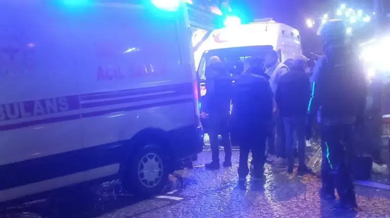 Kırklareli'nde kezzaplı saldırı iddiası : 3 kişi yaralandı