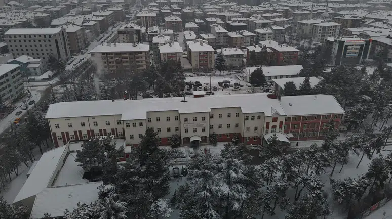 Bolu Valiliği duyurdu: Deprem riski taşıyan iki hastane binası kapatılıyor