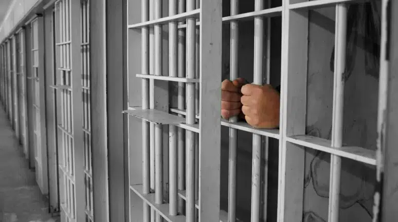 Tartıştığı eski kız arkadaşını öldüren sanığa ağırlaştırılmış müebbet hapis cezası!