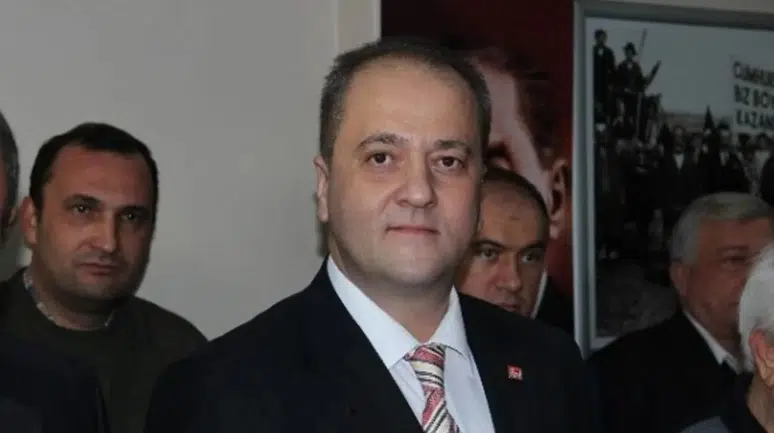 CHP'nin eski ilçe başkanı Sertan Ocakçı, ofisinde ölü bulundu