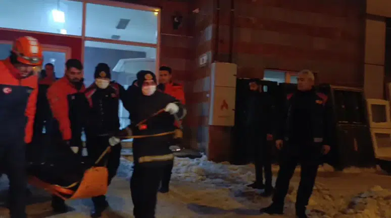 Kars'ta asansör boşluğuna düşen şahsın cansız bedeni, 2 gün sonra bulundu