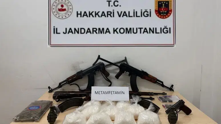Hakkari Çukurca'da uyuşturucu ve silah operasyonu