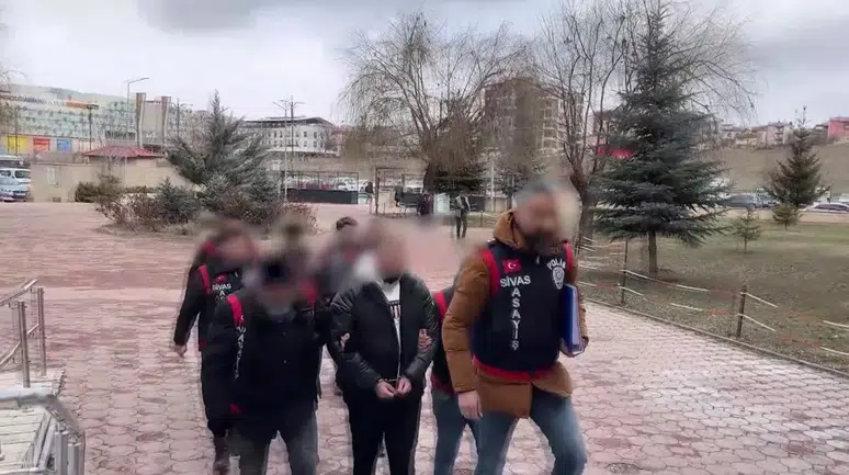 Sivas merkezli dolandırıcılık operasyonu : Gayrimenkul vaadiyle 2,4 milyon TL vurgun