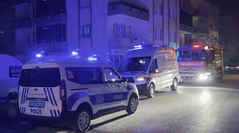 Aksaray'da doğal gaz patlaması : Ev sahibi ve kaynakçı yaralanadı