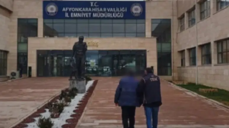FETÖ'den aranan şahıs Afyonkarahisar'da yakalandı