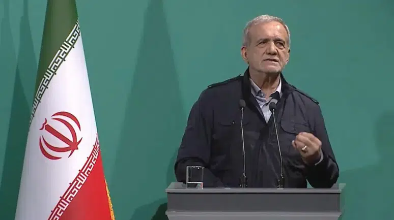Pezeşkiyan'dan İran halkına birlik ve beraberlik çağrısı