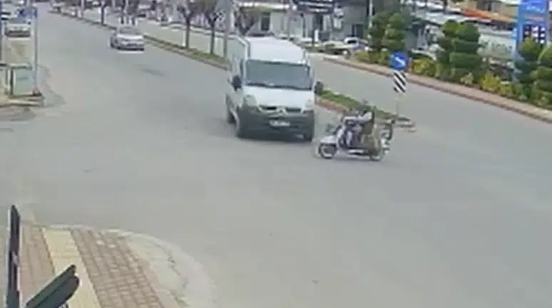 Burdur Bucak’ta feci kaza : Motosiklet sürücüsü hayatını kaybetti