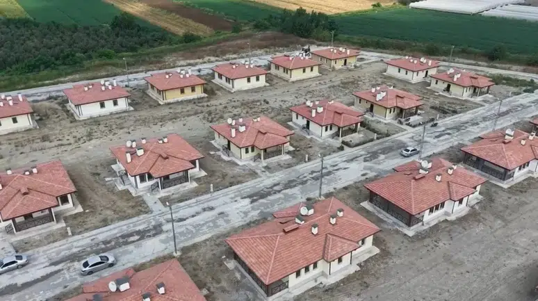 Osmaniye’de 12 bin 557 konut ve iş yeri hak sahiplerine teslim edildi