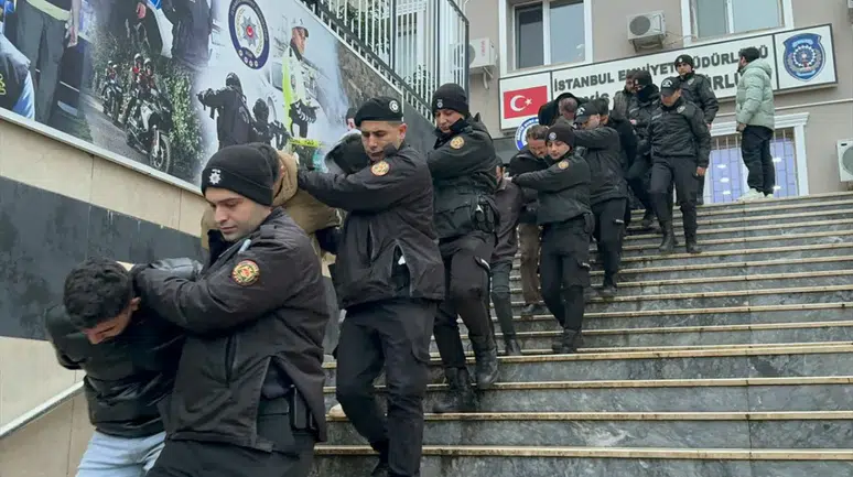Borsada kar vaadiyle dolandırıcılık : 40 şüpheli tutuklandı