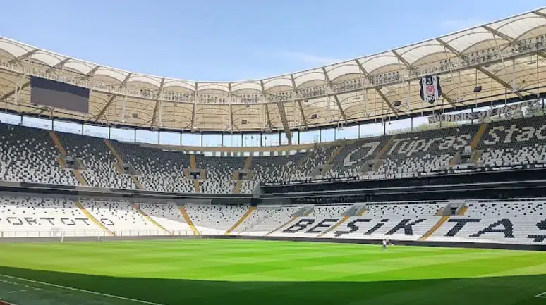 Beşiktaş Tüpraş Stadyumu'ndaki Avrupa Ligi final biletleri satışa çıktı : İşte 2026 finali bilet fiyatları