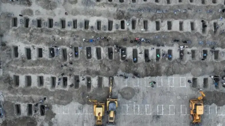 İran : Çocuk katilleri için mezarlar hazırladık