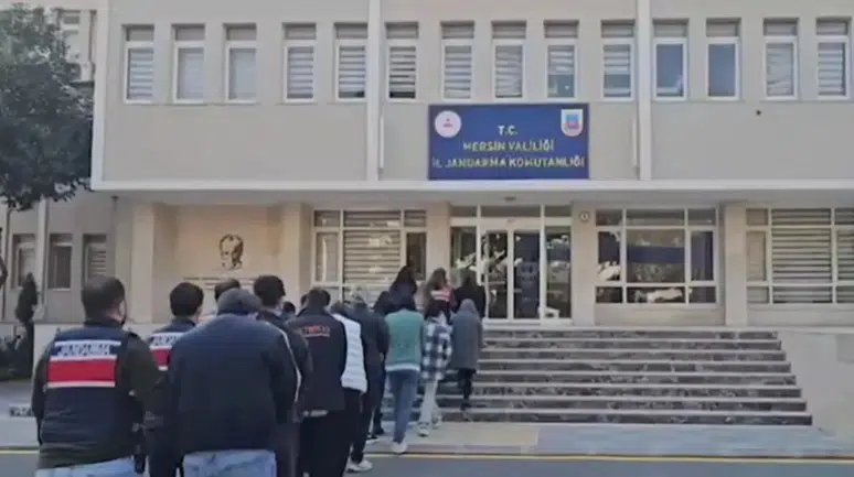 Mersin'de yasa dışı bahis operasyonu : 12 şüpheli tutuklandı