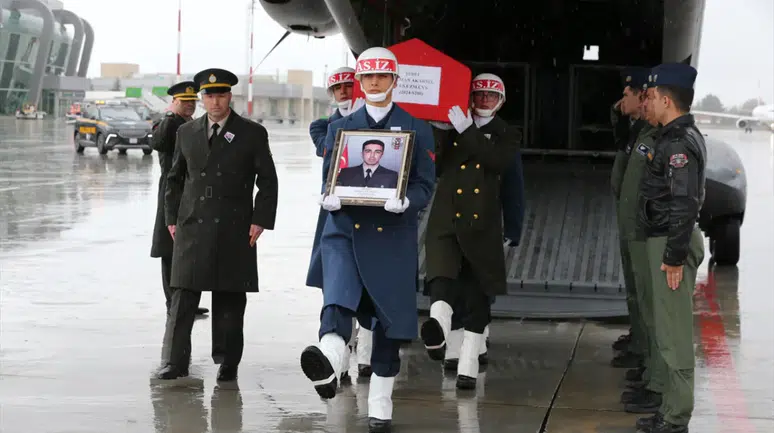 Şehit Selman Akarsel gözyaşları eşliğinde defnedildi