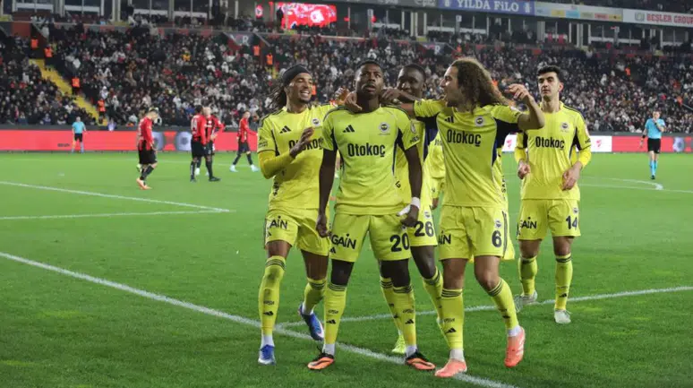 Fenerbahçe, kupada çeyrek finale yükseldi