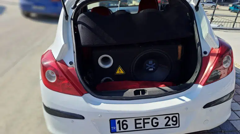 Bursa'da araçta ses sistemi bulunan sürücüye ceza yağdı