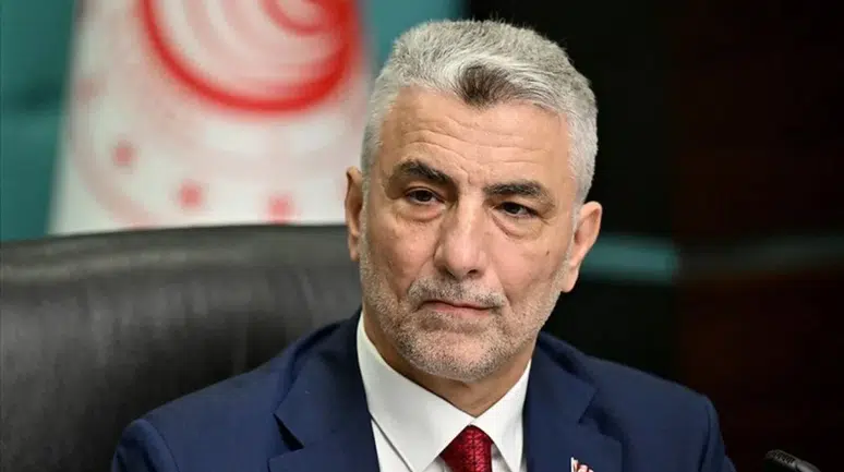 Bakan Bolat Darülaceze'yi ziyaret etti : Fuzuli Nedim Şimşek ile bayramlaştı