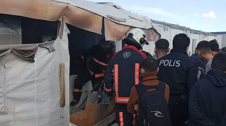 Malatya'daki konteyner kentte çıkan yangın paniğe yol açtı