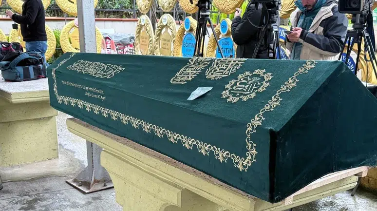 Yapımcı Erol Köse'nin cenazesi Zincirlikuyu Camii’nde defnedildi