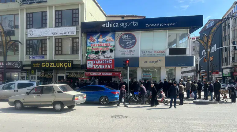 Çorum’da balıkçı baba ve oğlu 1.7 ton ücretsiz balık dağıttı