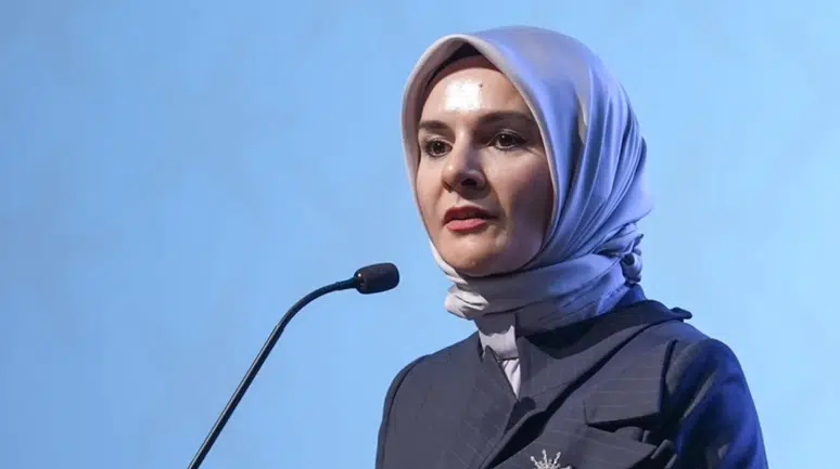 Bakan Göktaş'tan 15 yaş altı sosyal medya ve yeni paket açıklaması