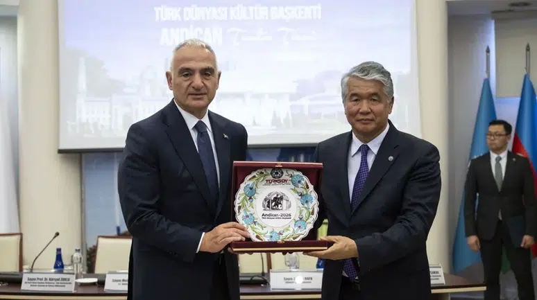 Bakan Ersoy'dan Türk dünyası vurgusu