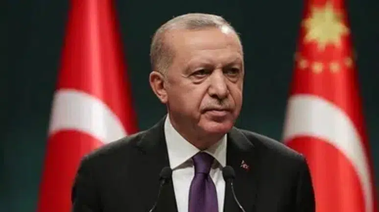 Cumhurbaşkanı Erdoğan Emmanuel Macron ile görüştü!