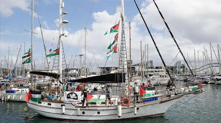 İsrail, Küresel Sumud Filosu'ndaki 21 tekneyi alıkoydu