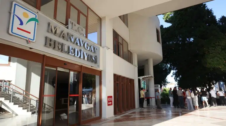 Manavgat Belediyesi operasyonunda çok sayıda yeni isim gözaltına alındı