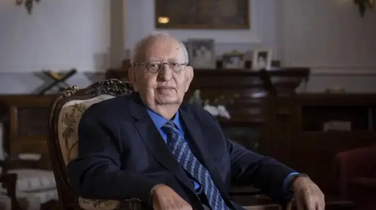 Eski TBMM Başkanı Hüsamettin Cindoruk hayatını kaybetti