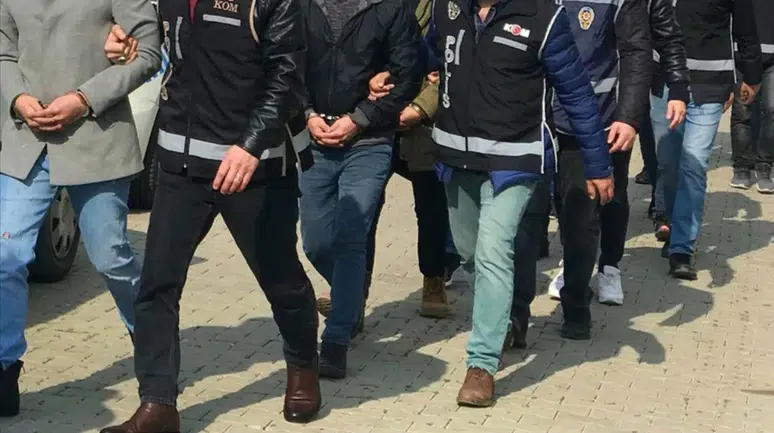 Kaçakçılık operasyonunda 86 kilo altın ve dövizler ele geçirildi