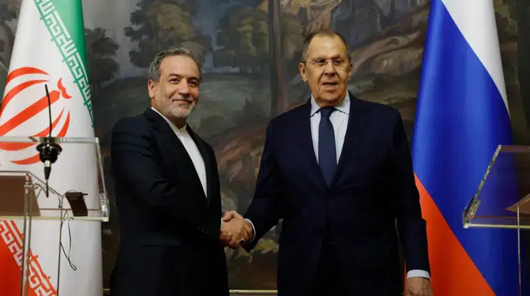 Arakçi : ABD’nin hukuka aykırı davranışları diplomasiyle bağdaşmıyor