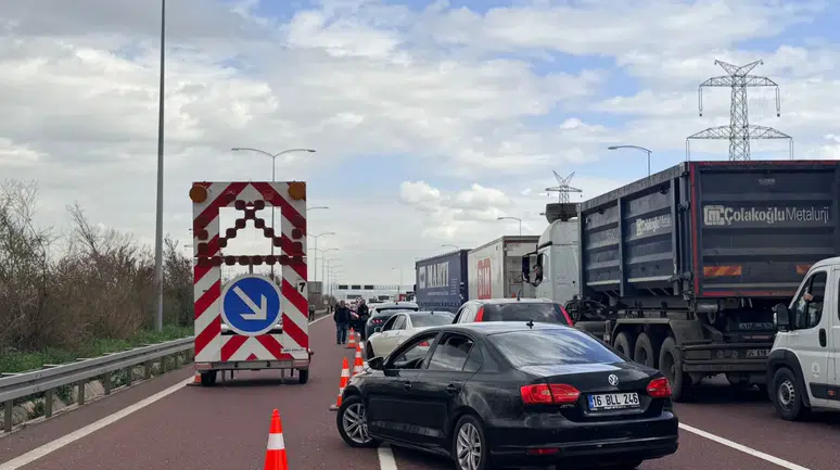 Osmangazi Köprüsü'nde trafik çift yönlü olarak kapandı