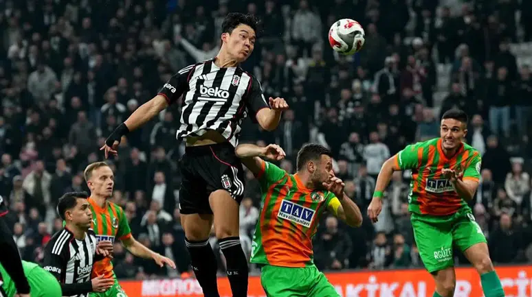 Beşiktaş'ın Alanyaspor maçı ilk 11'i belli oldu