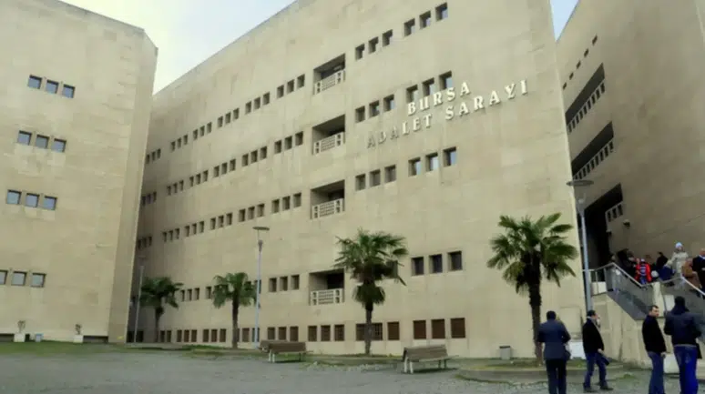 Bursa'da 542 kişinin mağdur edildiği konut dolandırıcılığı davası başladı