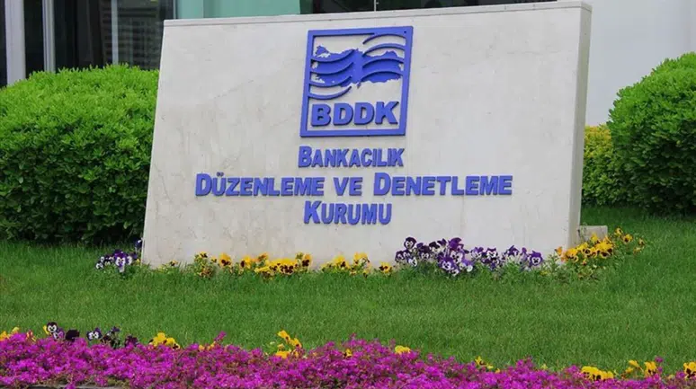 Bankacılık sektöründe krediler 24,5 trilyon lirayı aştı