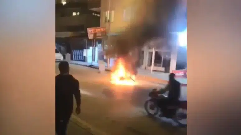 Mersin Erdemli'de motosiklet yangını