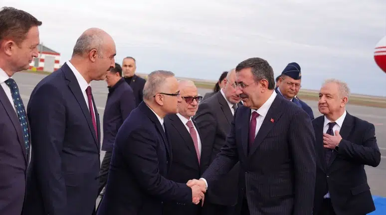 Cumhurbaşkanı Yardımcısı Yılmaz Kazakistan'da