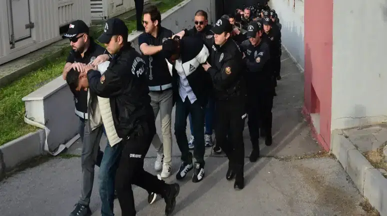 'Bayğaralar' suç örgütü operasyonu : 5'i çocuk 221 tutuklama