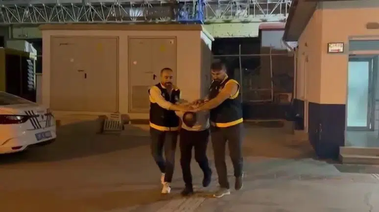 Hatay'da suç makinesi firari sahte kimlikle yakalandı