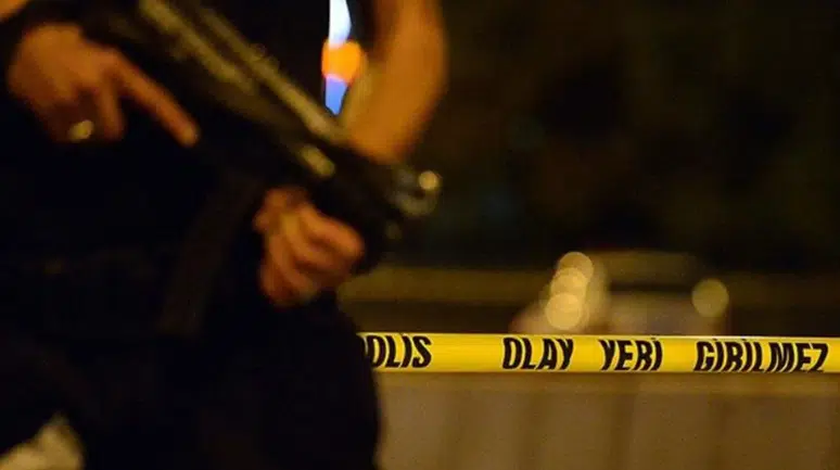 Uşak'ta polis memurlarına pompalı tüfekli saldırı