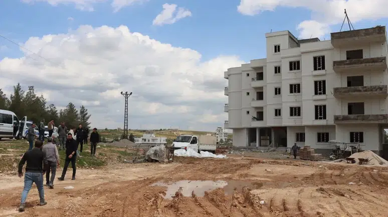 Mardin Midyat'ta inşaattan düşen işçi hayatını kaybetti