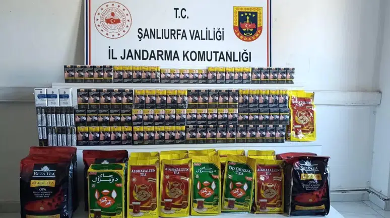 Şanlıurfa'da kaçak çay ve sigara operasyonu : 24 kişiye işlem yapıldı